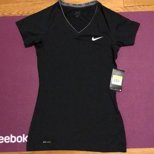 NWT. Women’s Nike dri-fit, stay cool shirt, size S